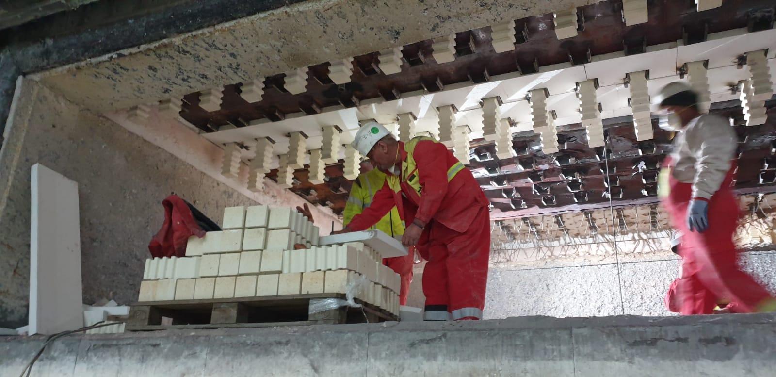 Refractory lining